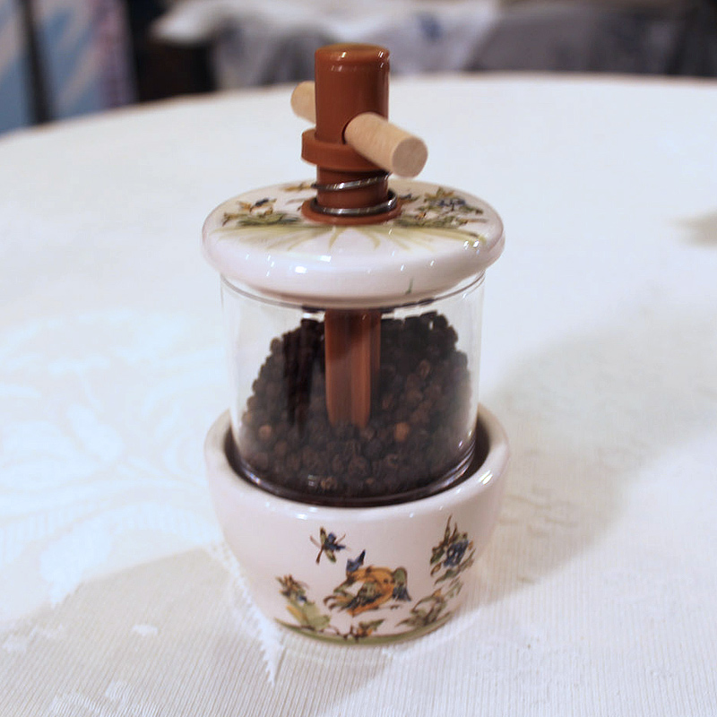 ceramic spice grinder